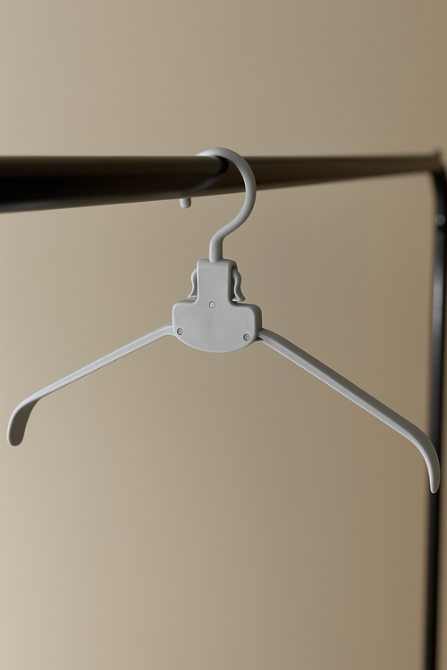 STŌRA PREMIUM FOLDABLE HANGERS GREY
